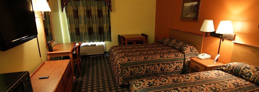 Home Gate Inn & Suites Саутавен Экстерьер фото